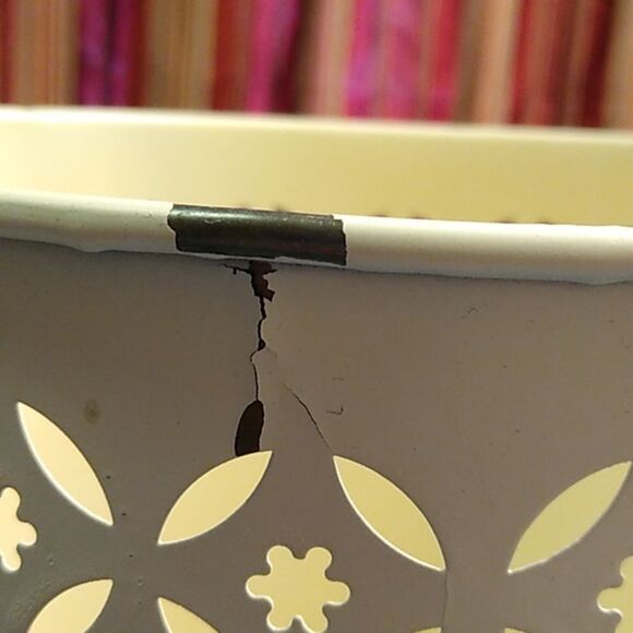 Floral Painted Toleware? Metal Waste Bin Decorative cut outs upper edge - Picture 8 of 13